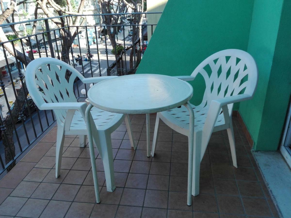 New Prophet Bed & Breakfast Cattolica Exterior photo