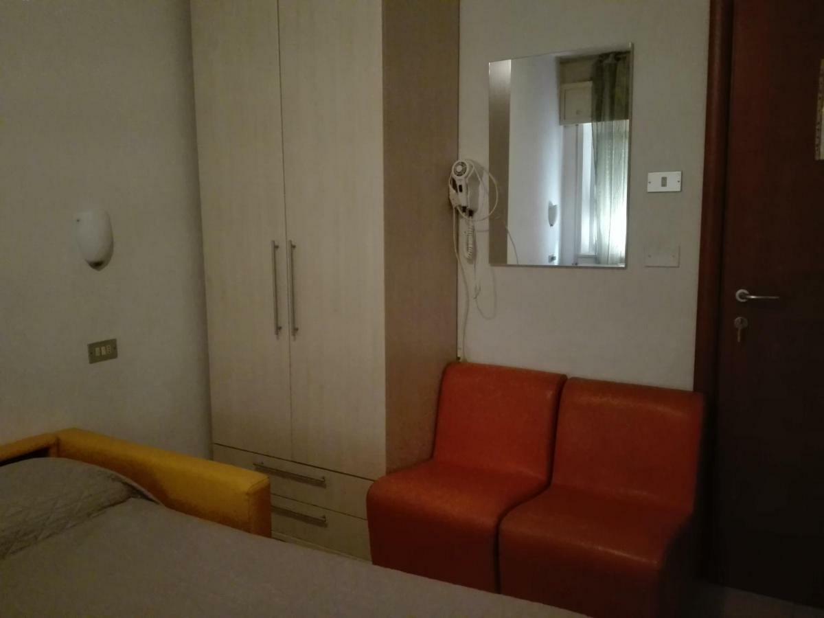 New Prophet Bed & Breakfast Cattolica Exterior photo