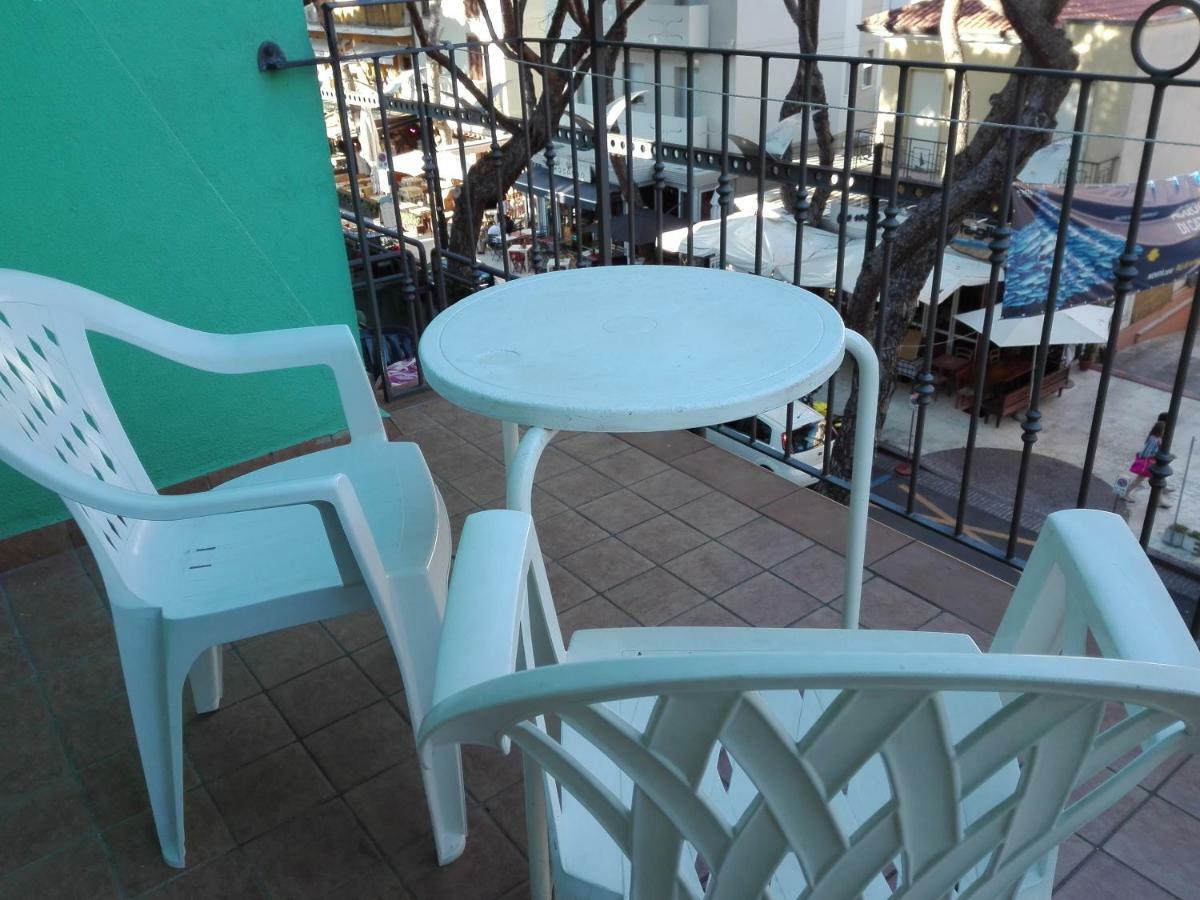 New Prophet Bed & Breakfast Cattolica Exterior photo